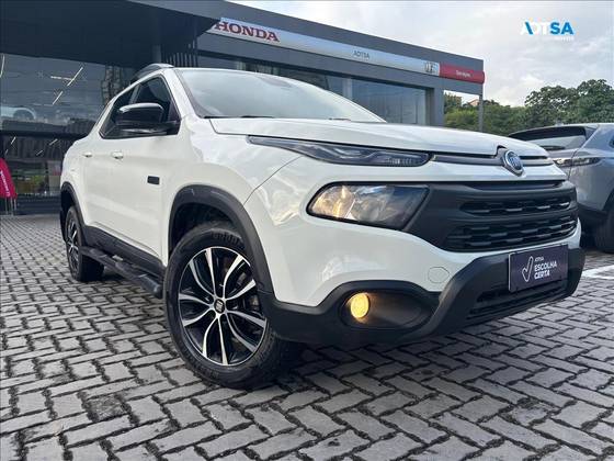 FIAT TORO 2.0 16V TURBO DIESEL ULTRA 4WD AT9 FIAT TORO 2.0 16V TURBO DIESEL ULTRA 4WD AT9